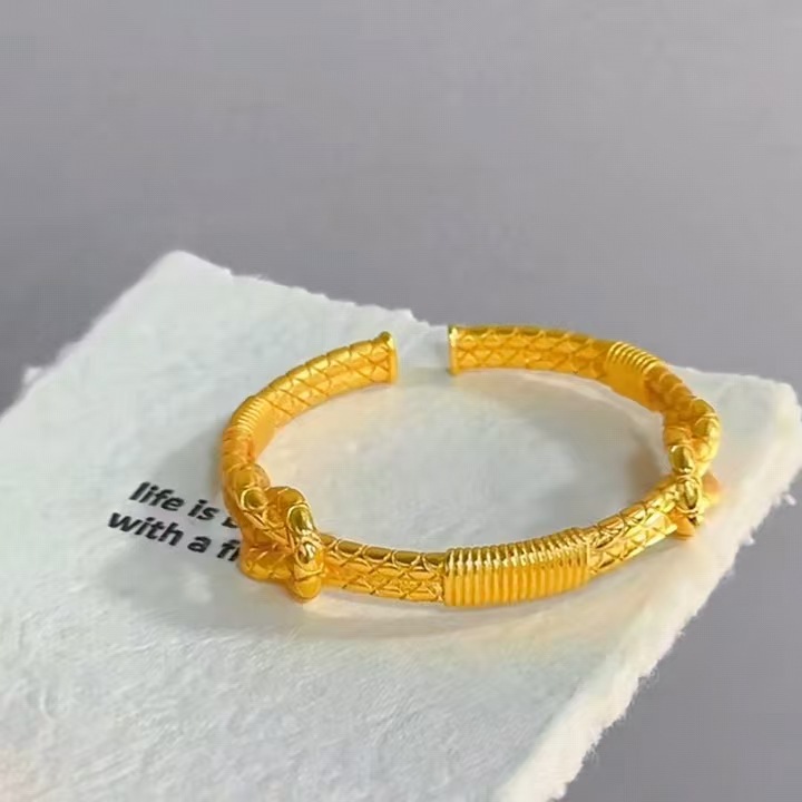 Bracciale aperto da donna con  - Outdoor Adventure At recensione e prezzo